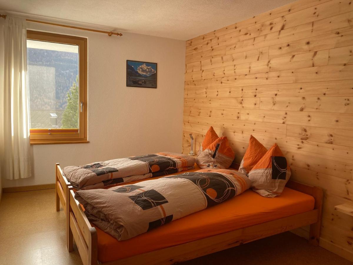 Ferienwohnung In Tschlin Mit Panoramablick Zewnętrze zdjęcie