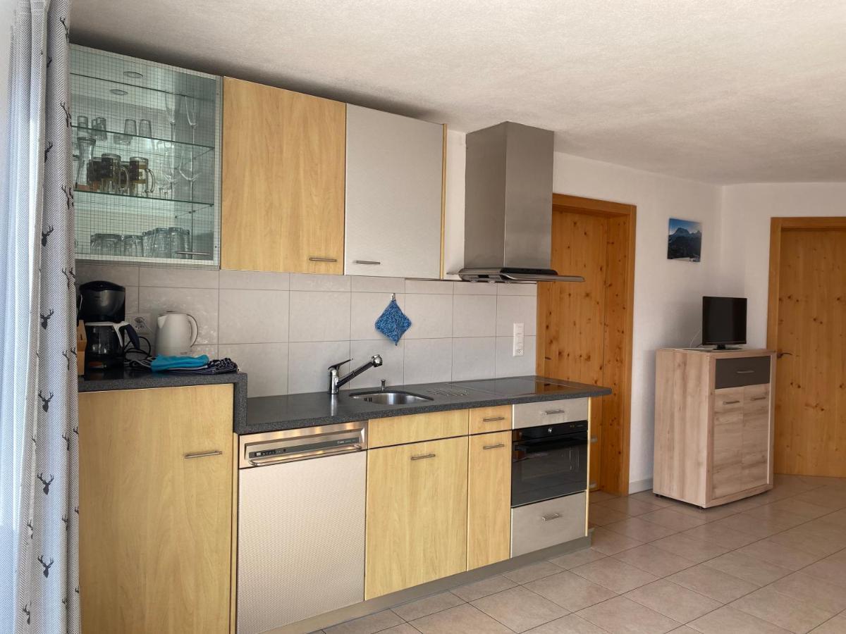 Ferienwohnung In Tschlin Mit Panoramablick Zewnętrze zdjęcie